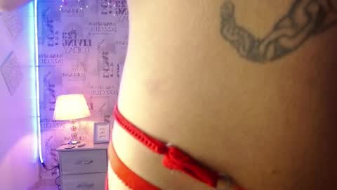   online show from November 11, 8:17 pm