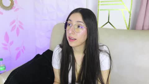 Sammy Lauren online show from December 5, 3:48 am