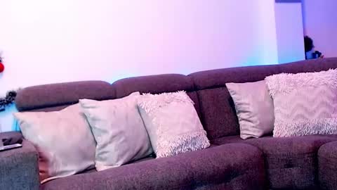 Sara online show from December 20, 2:27 pm