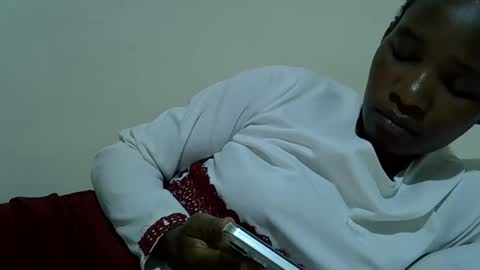 Snapshot of sweet_shari chatting on October 27, 6:03 pm Princess shari online show from October 27, 6:03 pm