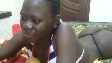 Snapshot of sweet_sharon01 chatting on October 17, 9:45 am Sharon online show from October 17, 9:45 am