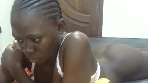 Snapshot of sweet_sharon01 chatting on September 19, 10:47 am Sharon online show from September 19, 10:47 am