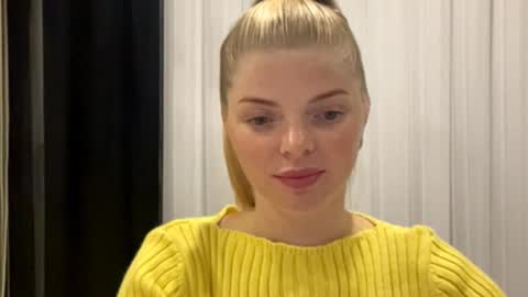 Mira online show from October 3, 8:25 pm