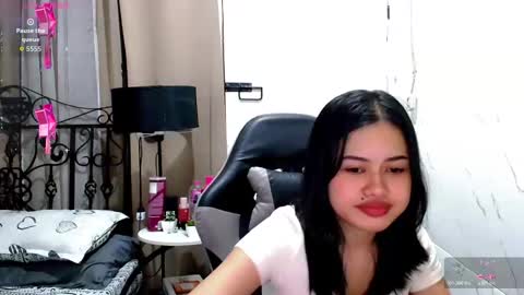 Leah online show from January 8, 11:25 am