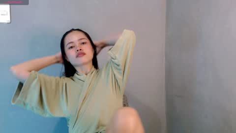 Snapshot of sweet_sirenxx chatting on January 7, 5:01 am Leah online show from January 7, 5:01 am