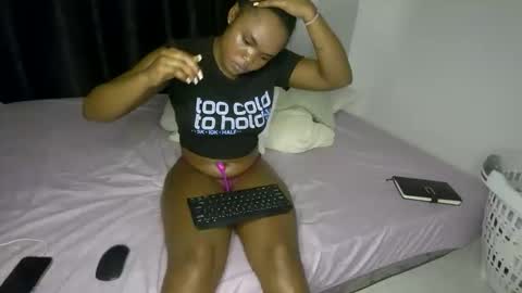 Nina online show from February 2, 9:03 pm