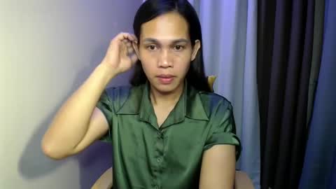 HI IM MONA AND IM YOUR NEXT WIFE online show from May 10, 6:32 pm