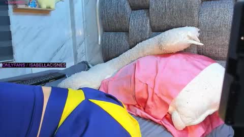 Isabella online show from November 4, 9:20 pm