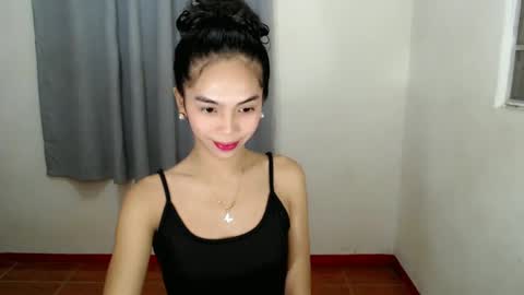 Snapshot of sweet_tyla chatting on March 2, 2:04 pm sweet_tyla online show from March 2, 2:04 pm