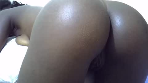 Princess vee online show from March 4, 8:15 pm