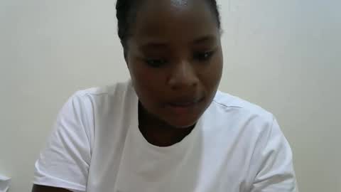 sweet_veebouset online show from April 10, 9:15 am