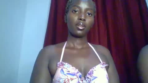Snapshot of sweet_zuri3 chatting on March 8, 12:42 am zuri online show from March 8, 12:42 am