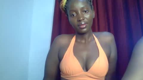 Snapshot of sweet_zuri3 chatting on February 28, 2:20 am zuri online show from February 28, 2:20 am