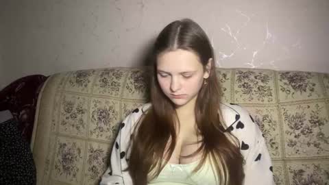 ELYA online show from January 14, 9:31 pm