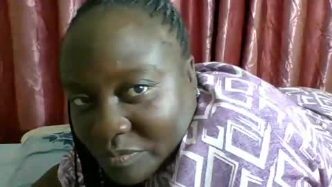 Snapshot of sweetblacklady chatting on December 29, 7:22 pm MELVIN online show from December 29, 7:22 pm