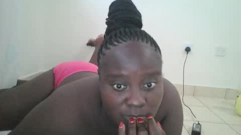 Snapshot of sweetblacklady chatting on December 8, 3:13 pm MELVIN online show from December 8, 3:13 pm