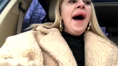 Snapshot of sweetdaiana23 chatting on January 3, 8:54 am Daiana  Onlyfans - Blonddaiana online show from January 3, 8:54 am