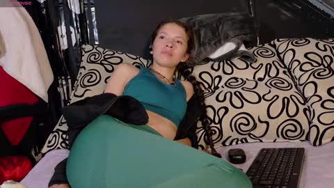 Snapshot of sweetdam12 chatting on October 20, 7:50 pm sweetdam12 online show from October 20, 7:50 pm