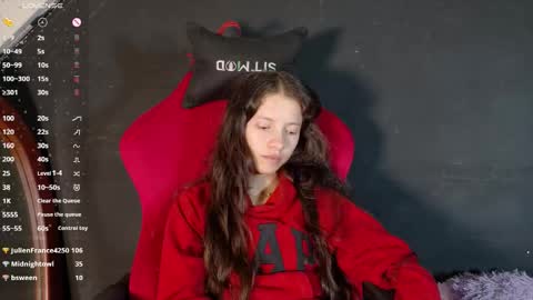 Snapshot of sweetdam12 chatting on September 30, 11:09 pm sweetdam12 online show from September 30, 11:09 pm