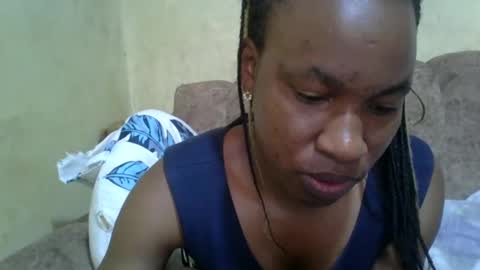 sweetdiva2012 online show from December 15, 4:29 am