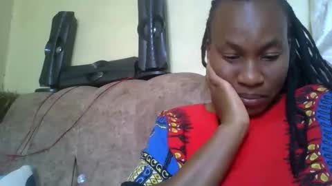 sweetdiva2012 online show from February 3, 6:22 am