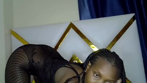 sweetebony123 online show from September 12, 9:00 pm
