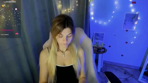 sweetfoyou online show from September 24, 6:56 am