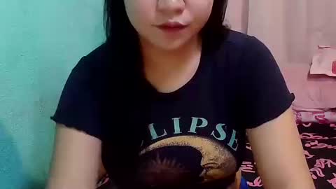 Snapshot of sweetgal_mica chatting on September 22, 11:14 pm sweetgal_mica online show from September 22, 11:14 pm