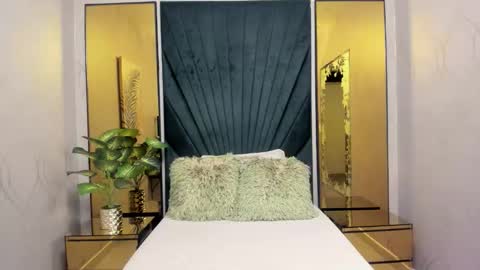 MIA  online show from October 22, 8:19 am