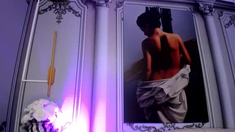 MIA  online show from October 3, 8:52 am