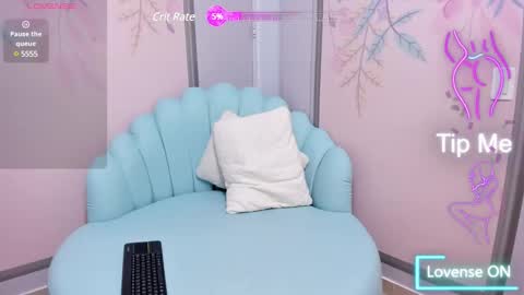 Snapshot of sweetgirl4u_ chatting on February 9, 10:31 am MIA online show from February 9, 10:31 am