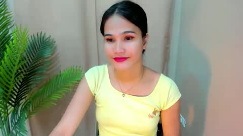 sweetgirl_latina143 online show from September 18, 7:18 am