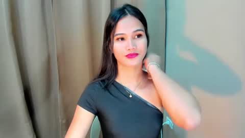 sweetgirl_latina143 online show from September 11, 6:14 am