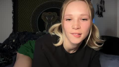 sweetgracee online show from February 4, 4:15 am