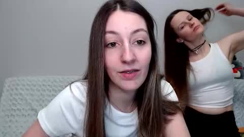 Snapshot of sweetheart_77 chatting on January 21, 6:55 pm Emma online show from January 21, 6:55 pm