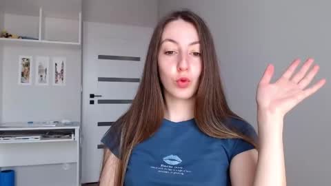 Emma  online show from May 22, 7:28 am