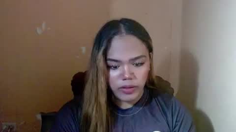 Snapshot of sweethot_bella chatting on September 8, 2:27 pm Bella online show from September 8, 2:27 pm