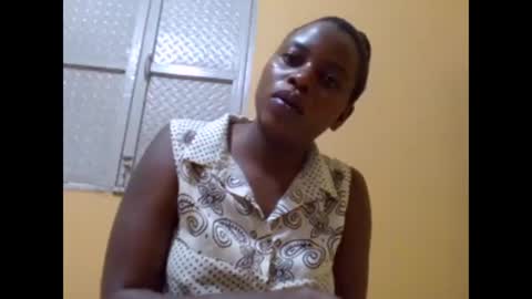 sweetib1 online show from December 3, 6:13 am