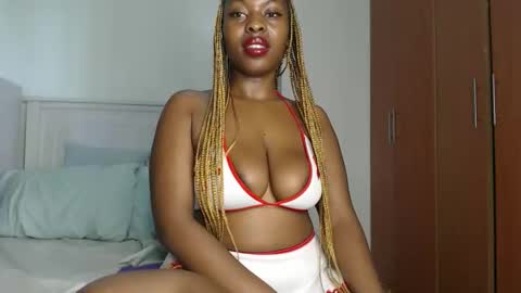 Snapshot of sweetice_01 chatting on September 20, 5:06 am euny online show from September 20, 5:06 am