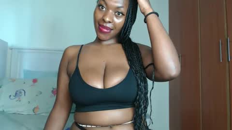 Snapshot of sweetice_01 chatting on September 14, 4:32 am euny online show from September 14, 4:32 am