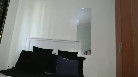 euny online show from January 10, 6:51 am