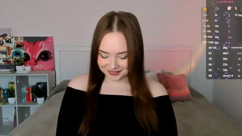 Hannah online show from July 4, 2:57 pm