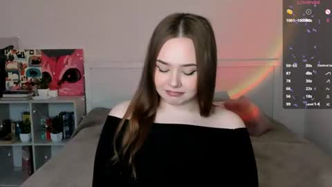 Hannah online show from July 25, 3:52 pm