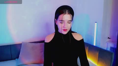 Snapshot of sweetie_catt chatting on March 2, 8:38 am sweetie_catt online show from March 2, 8:38 am