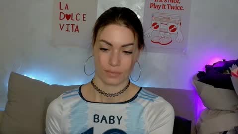 Daddy Babby Girl online show from February 11, 1:01 pm