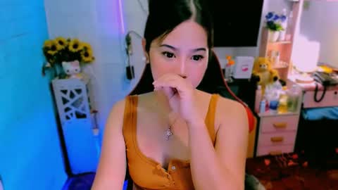 Nicole online show from November 11, 9:50 am