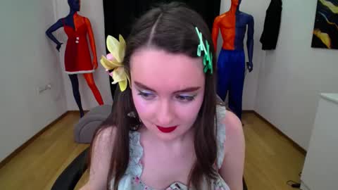 sweetintouch online show from January 25, 3:30 am