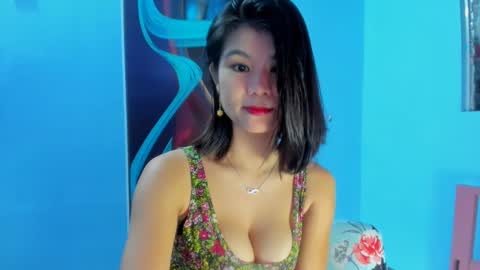 Snapshot of sweetjowa chatting on January 11, 1:06 am jona online show from January 11, 1:06 am