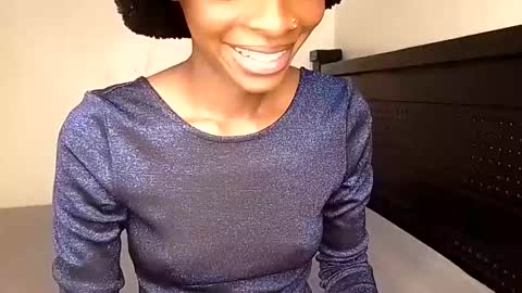 Sweet Lisa online show from December 9, 3:54 pm