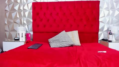 Lauren online show from February 6, 7:01 am